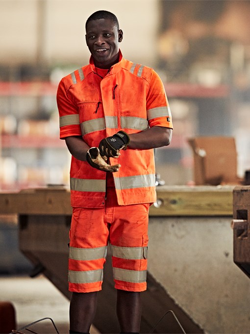 High vis Green shortsit lk 2 2650 GPLU 4 Fristads